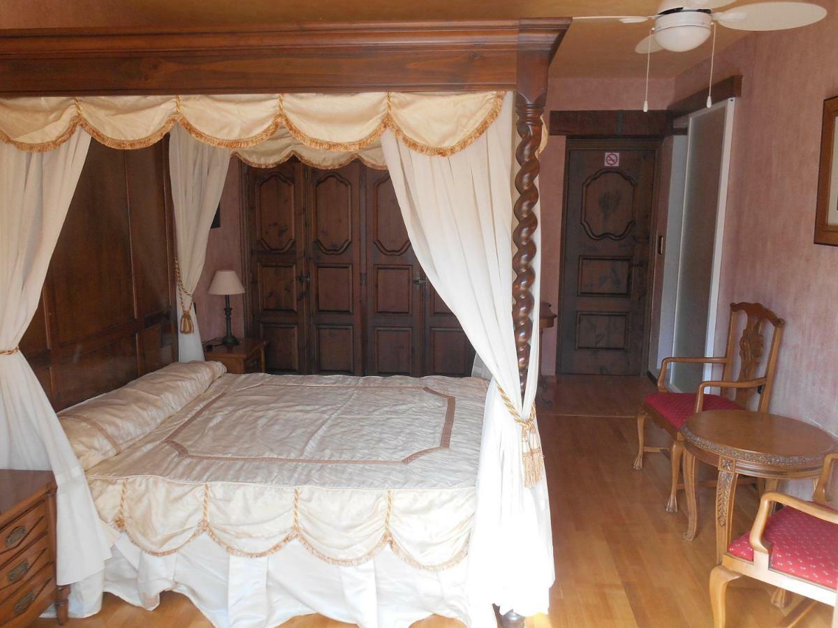 Casa Rural El Hidalgo De Alarcon Guest House Exterior photo